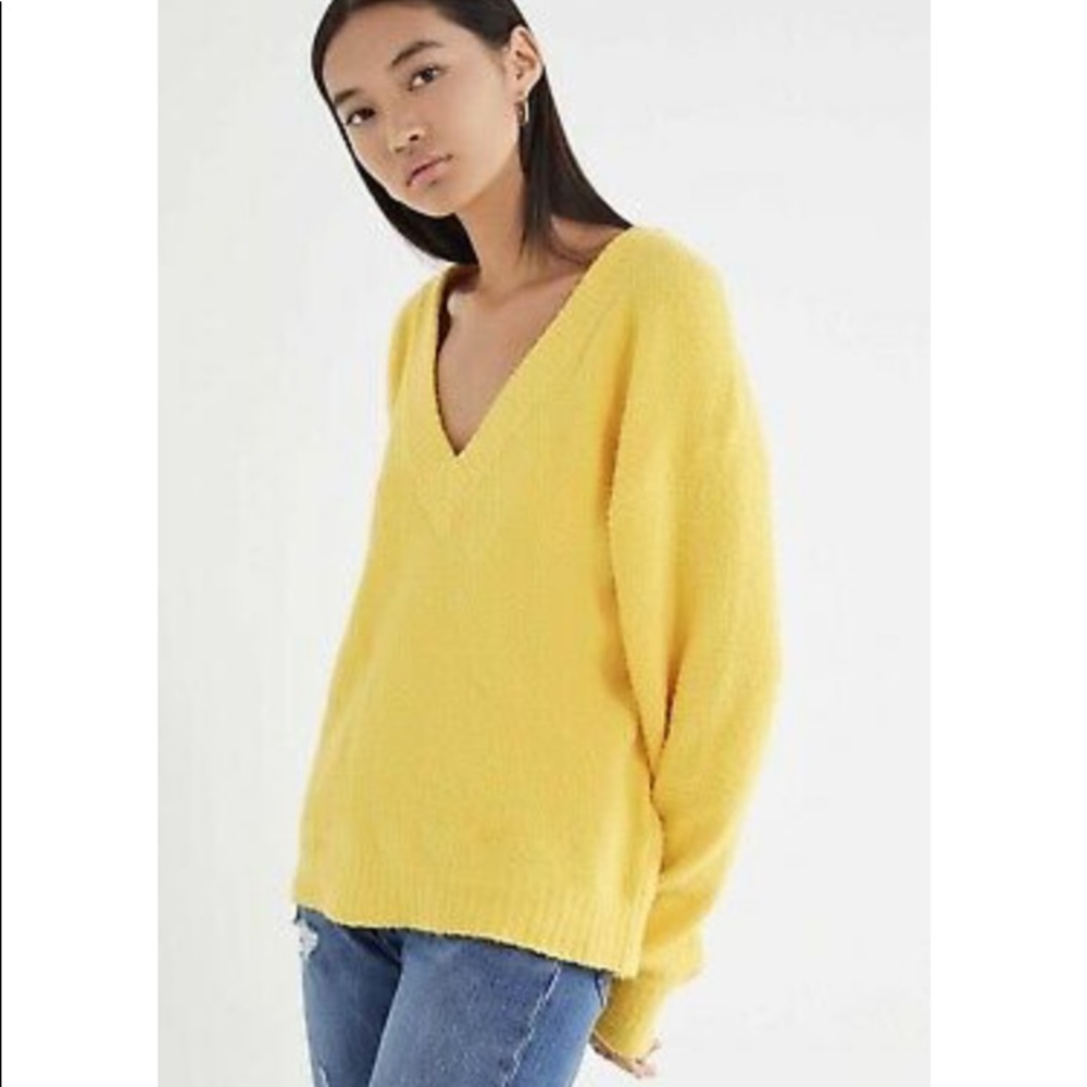 urban outfitters yellow vida v-neck sweater